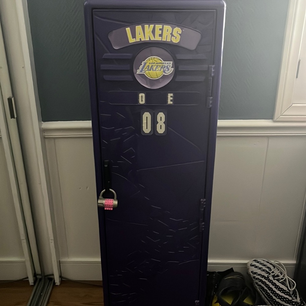 Laker locker storage